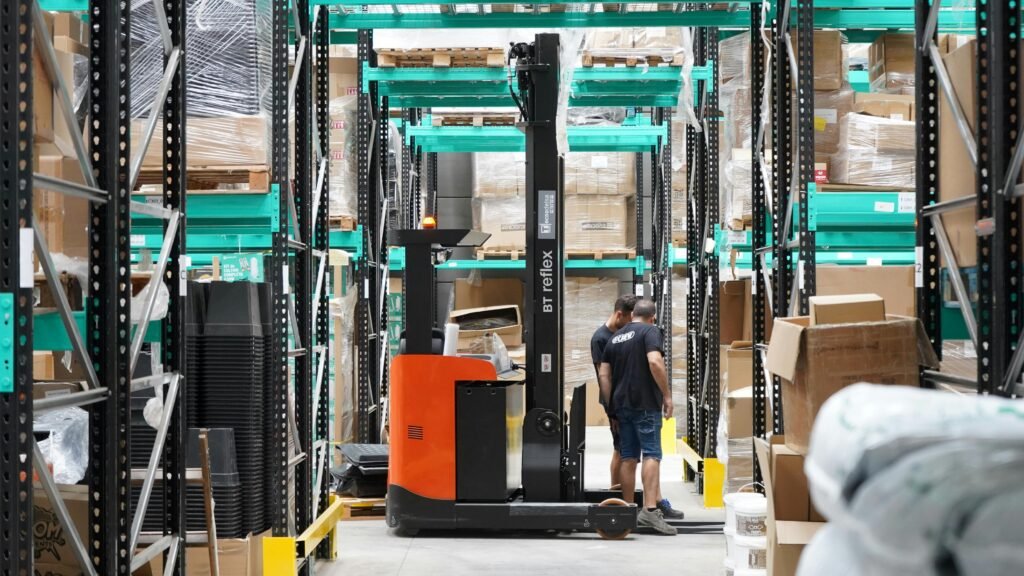 warehouse robotics automation trends